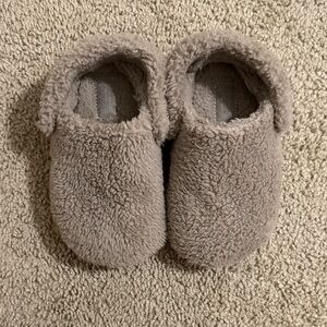Cozy Fleece Slippers -Crocs